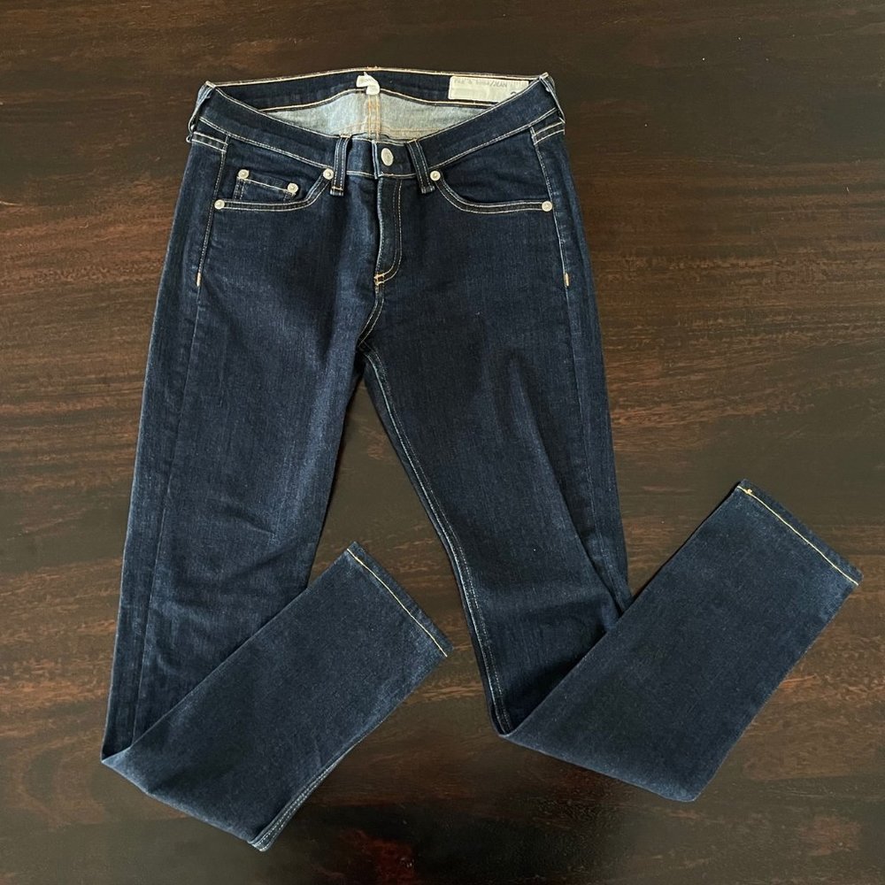 Rag & Bone Skinny Denim in Heritage Wash